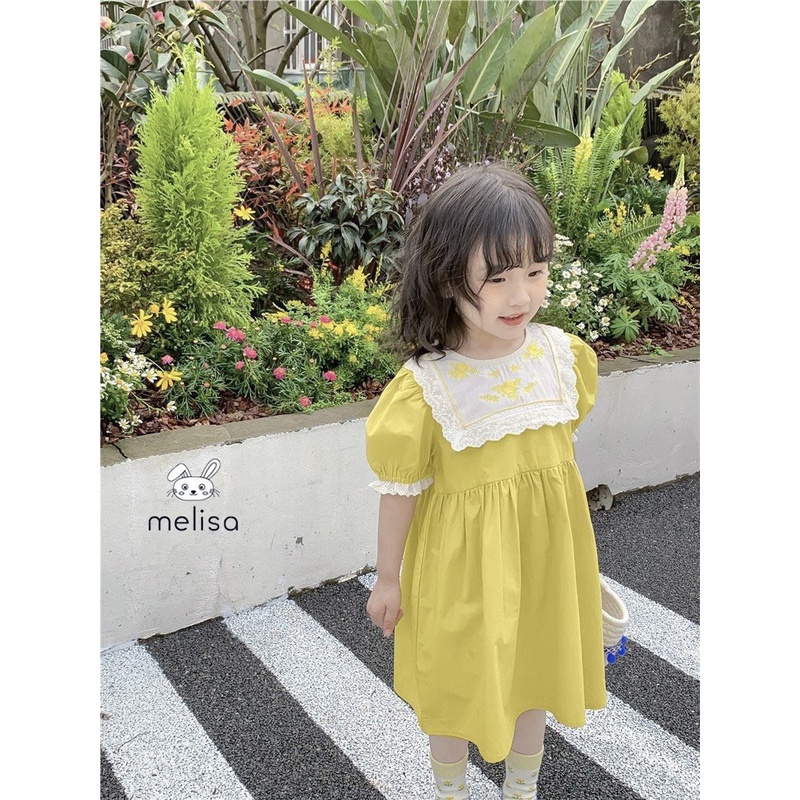 Váy bé gái. Đầm Melisa vàng yếm cổ trắng VHE28