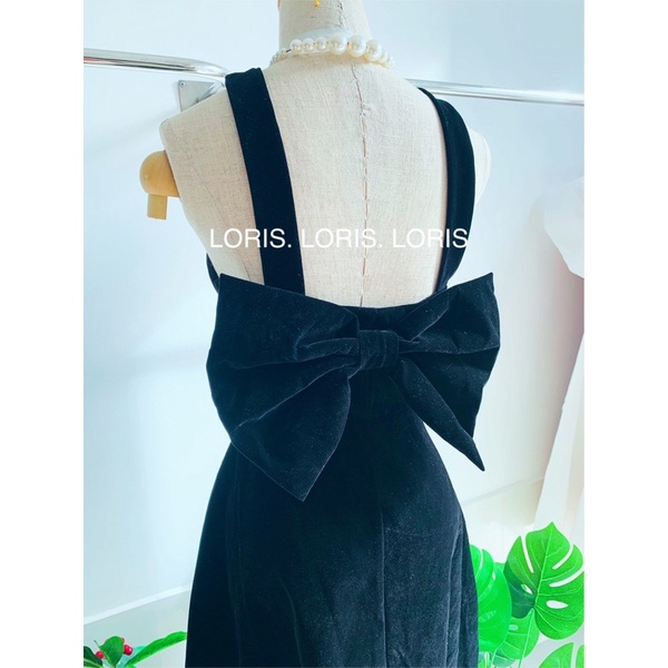 Đầm dự tiệc vải nhung màu đen nơ sau lưng quý phái