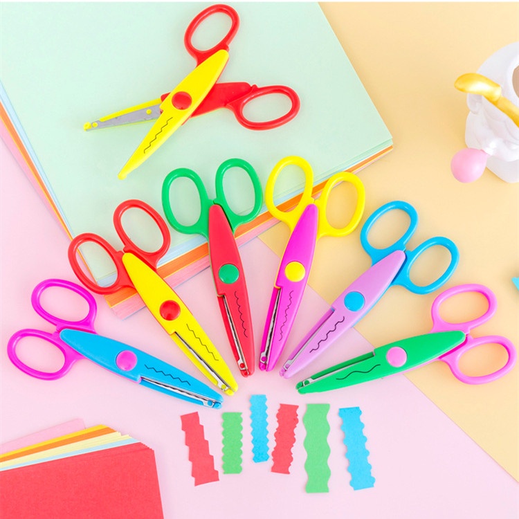 Kéo Nhựa Cắt Giấy Nhiều Màu Cho Bé