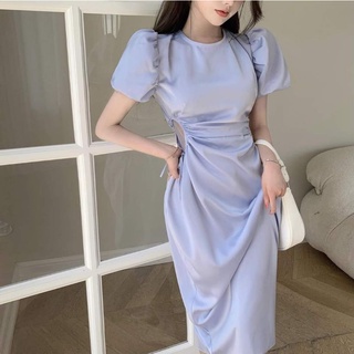 Đầm Lụa Là Khoét Eo Tay Phồng Sang Trọng