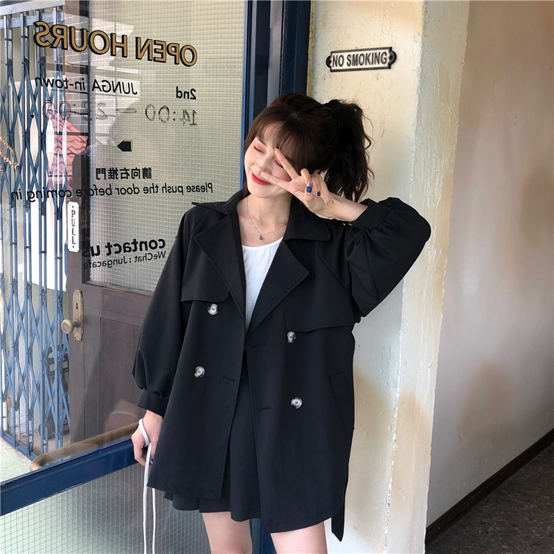 Set áo khoác + chân váy xếp ly