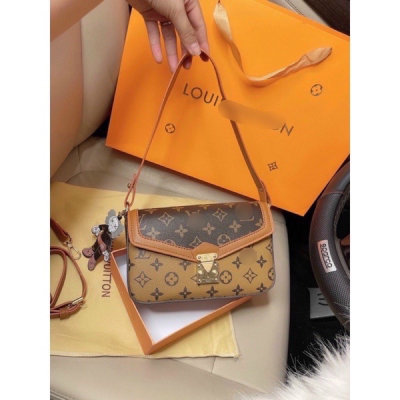 Túi xách Nữ - túi đeo chéo- kẹp nách lv kèm phụ kiện bản 2 dây( có video và ảnh shop quay) hàng lót nhung dập logo