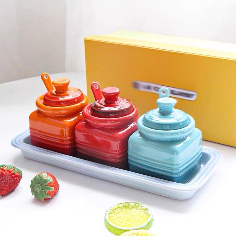 Bát trái tim có cánh và bộ hũ gia vị LC