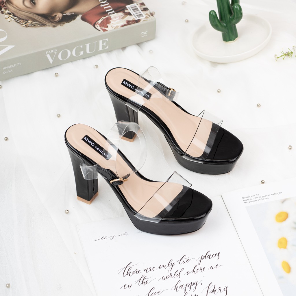GIÀY CAO GÓT SANDAL MWC- CAO GÓT ĐẾ ĐÚP GÓT VUÔNG 12CM-CAO GÓT QUAI TRONG MICA-THIẾT KẾ TÔN DÁNG CỰC SANG NUCG-3879