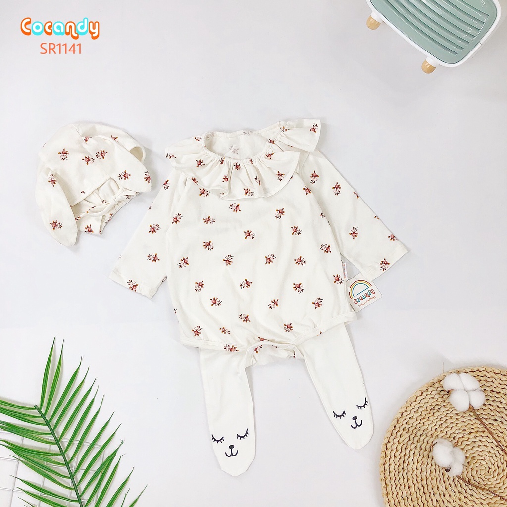 Set bodysuit thun hoa nhí TRẮNG cổ bèo+ mũ của COCANDY mã SR114100