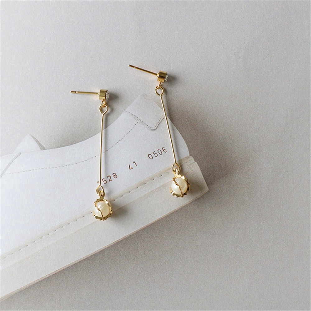 Đôi khuyên tai đính đá và ngọc trai thanh lịch cho nữ