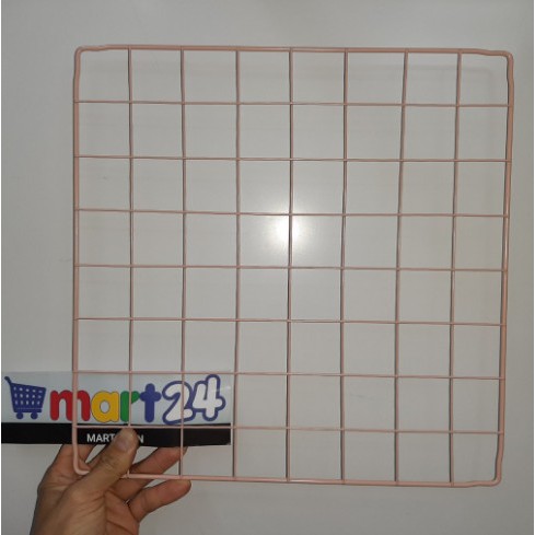 Khung lưới sắt trang trí 35x35cm có 3 màu trắng đen hồng