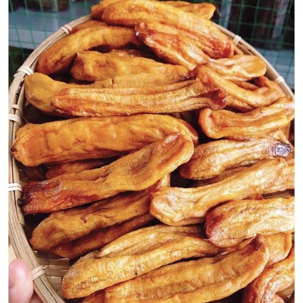 Chuối sấy dẻo nguyên quả thế giới ăn vặt quán 88 | BigBuy360 - bigbuy360.vn