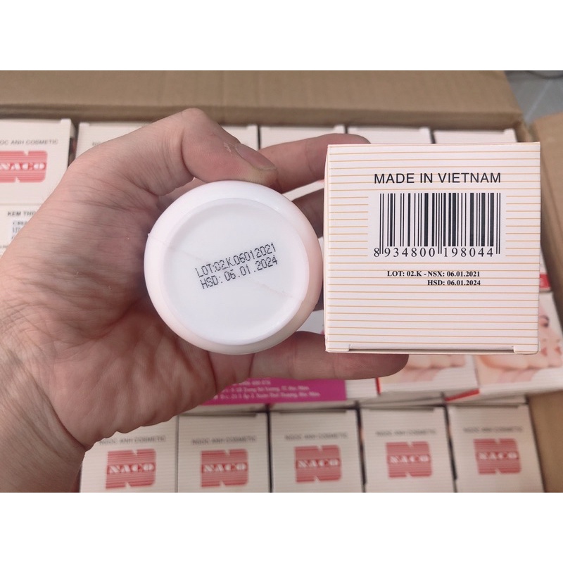 Kem dưỡng ẩm Vitamin E Naco 45g