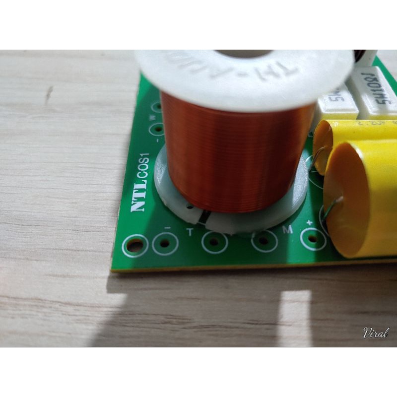 Phân tần 3 đường tiếng bas trung trelb cắt chuẩn dải tần,tần số cắt  2k,6k phù hợp mọi mạch loa kéo trên 150w
