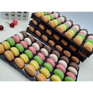 bánh macaron