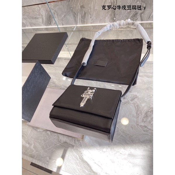 Túi đeo chéo nữ Chrome Hearts da thật cao cấp