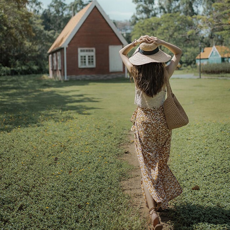 Áo Croptop Hai Dây Cổ Chữ V Gợn Sóng Họa Tiết Kẻ Sọc Phong Cách Boho Cho Nữ