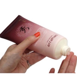 Tẩy da chết Arahan nhân sâm đông y 180ml