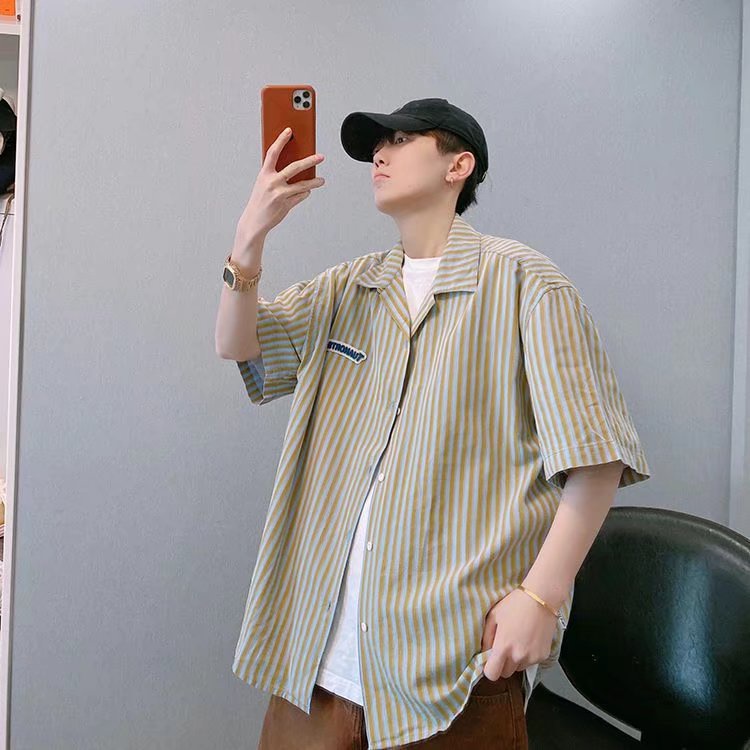 Áo Sơ Mi Tay Ngắn Dáng Rộng Họa Tiết Kẻ Sọc Thời Trang Mùa Hè Hàng Mới 2022 Cho Nam