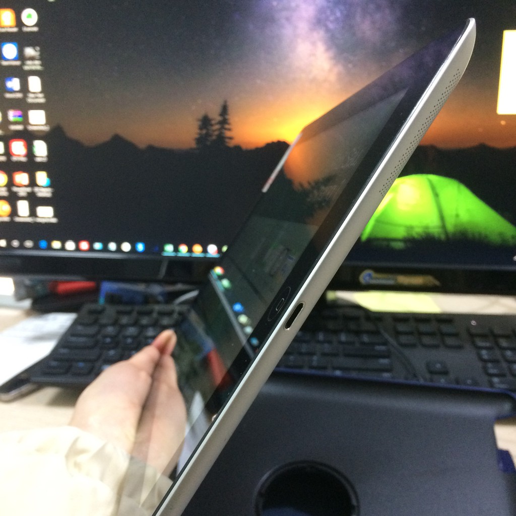 Máy tính bảng ipad 4 Quốc tế chính hãng Apple ios 10 chạy mượt loa to màn cực nét pin khoẻ tối ưu học tập giải trí | BigBuy360 - bigbuy360.vn