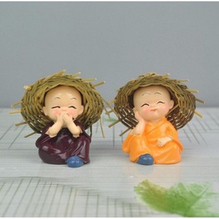 TƯỢNG TỨ KHÔNG ĐỘI MŨ RƠM