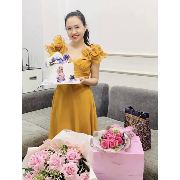 NEVA newtag đầm vàng Neva còn nguyên tag size M/L