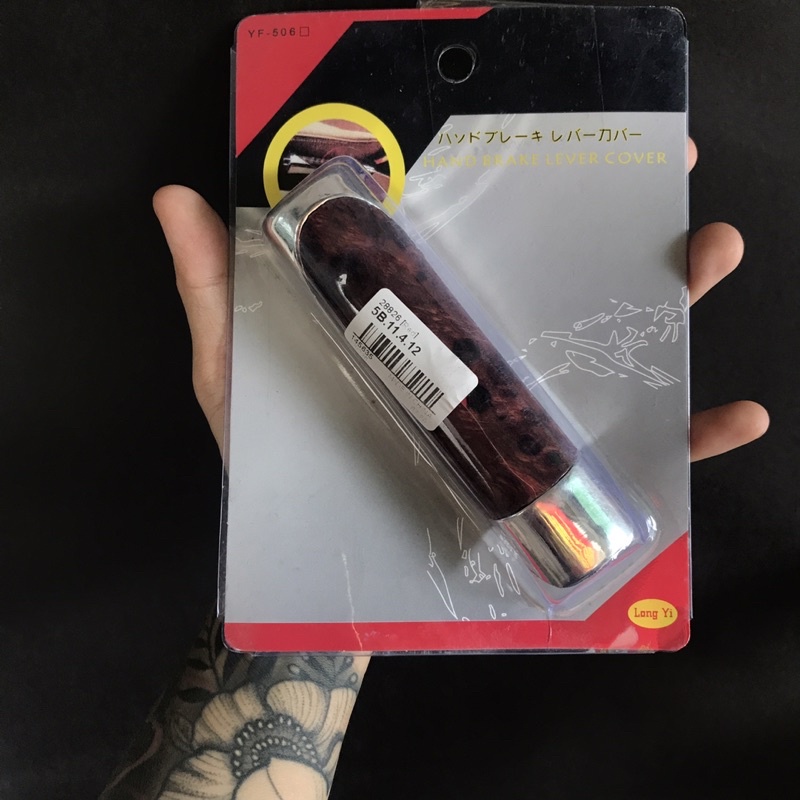 Ốp phanh tay ô tô Kích thước Phù hợp cho mọi loại xe ôtô