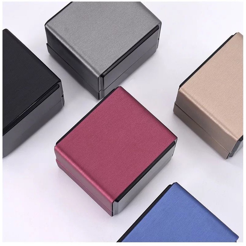 Hộp Đựng Trang Sức Có Đèn Led Cao Cấp