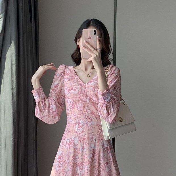 Đầm Chiffon Cổ Chữ V Họa Tiết Hoa Phong Cách Retro Cá Tính