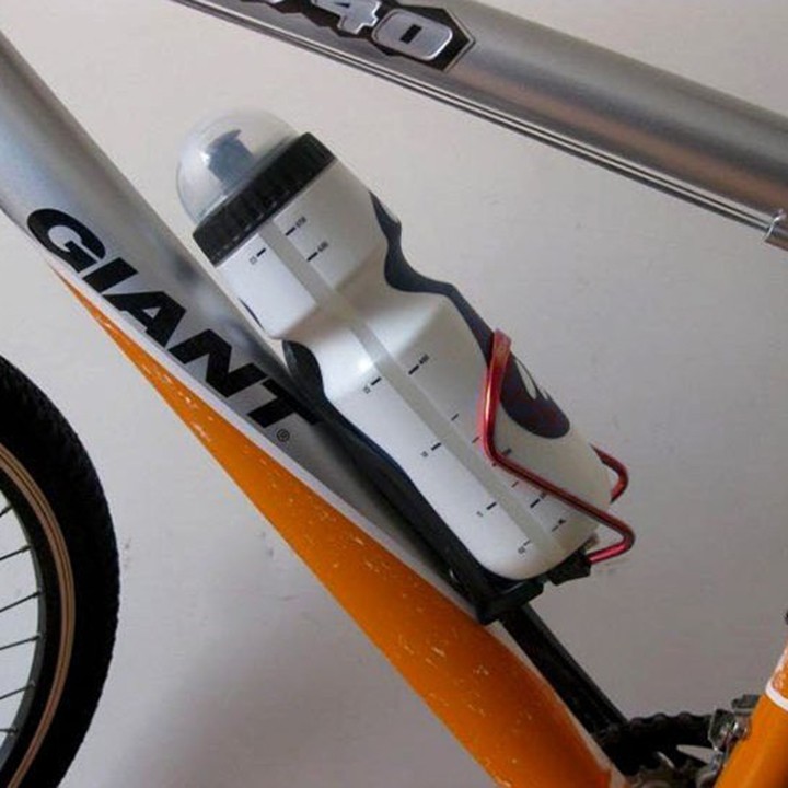 Giá Bình Nước  Kèm Pat 90 Gắn Ghi Đông 22mm