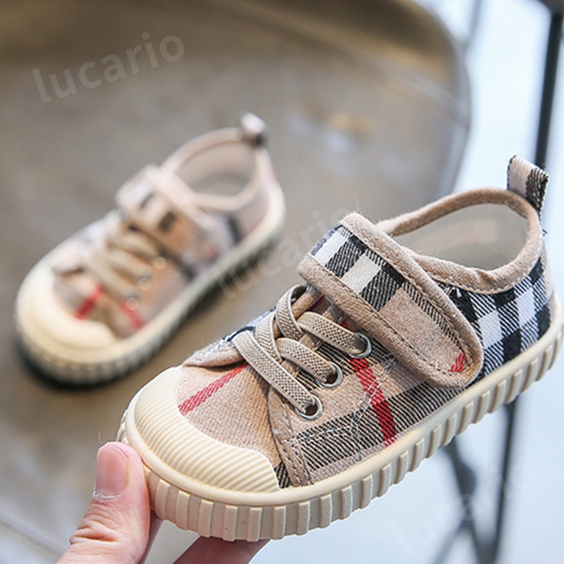 Giày thể thao canvas thoáng khí chống trượt cho bé