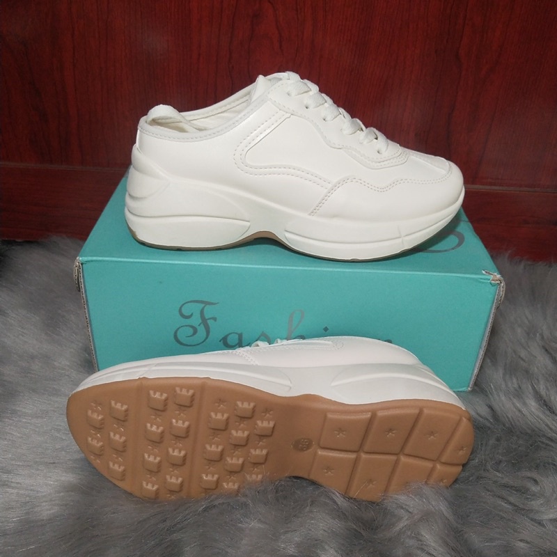 Sục GC Nữ Trơn Siêu Đẹp