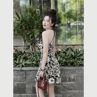 ĐÂM BODY REN HOẠ TIẾT HOA
