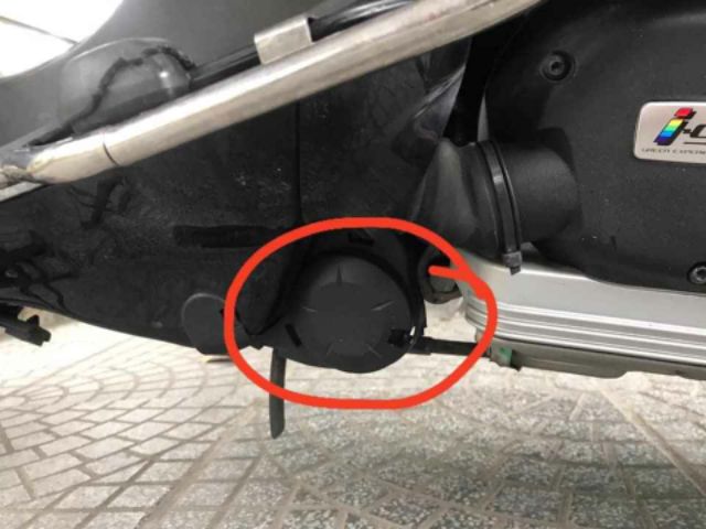 Ốp treo máy vespa