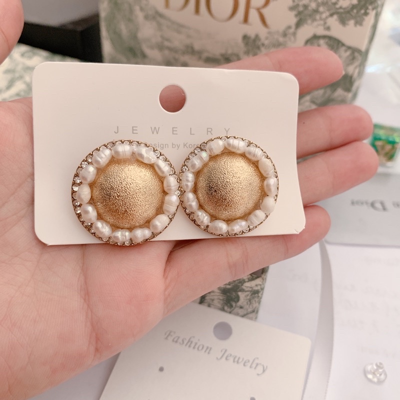 Khuyên tai đeo sát xinh xắn (bản 2,5cm)