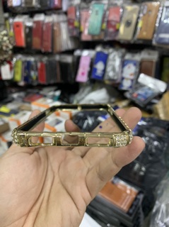 Ốp viền hột iPhone 11 (6.1), 11pro (5.8), 11 pro max (6.5)