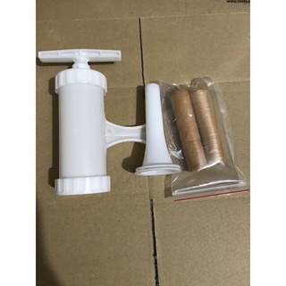 Dụng cụ và vỏ làm xúc xích