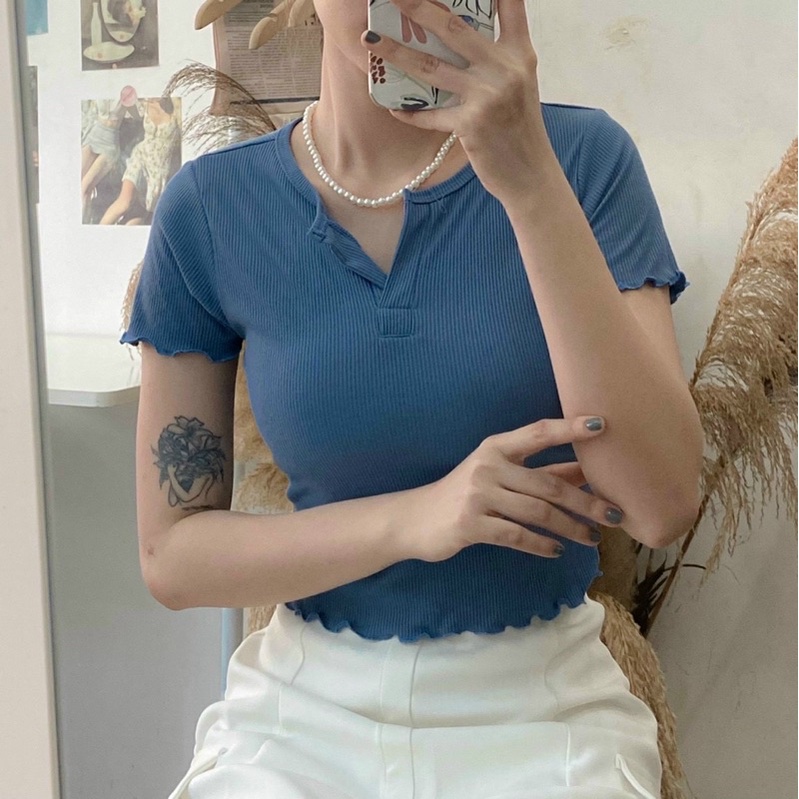 Áo thun gân cổ V , áo croptop cổ v chất đẹp