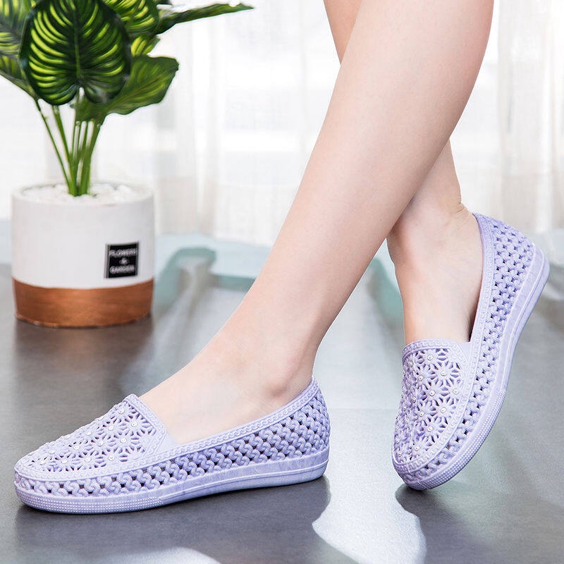 Xăng đan Đế Mềm Thoáng Khí Dành Cho Nữ
