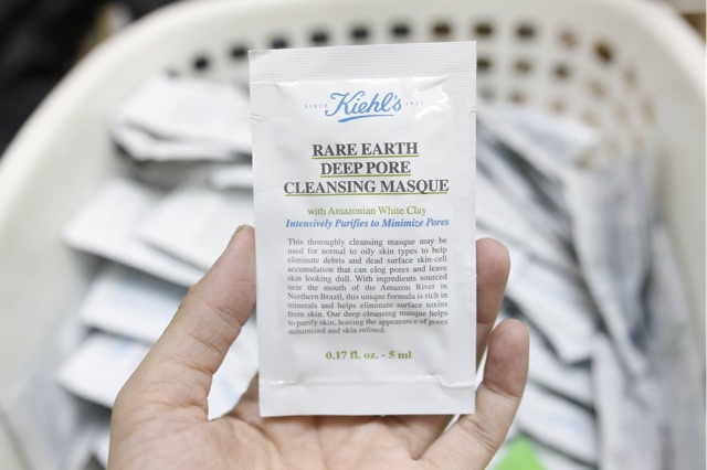 Mặt Nạ Đất Sét Kiehl’s Rare Earth Deep Pore Cleansing Masque dạng gói