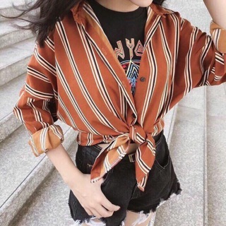 Sơ mi kẻ sọc hai màu