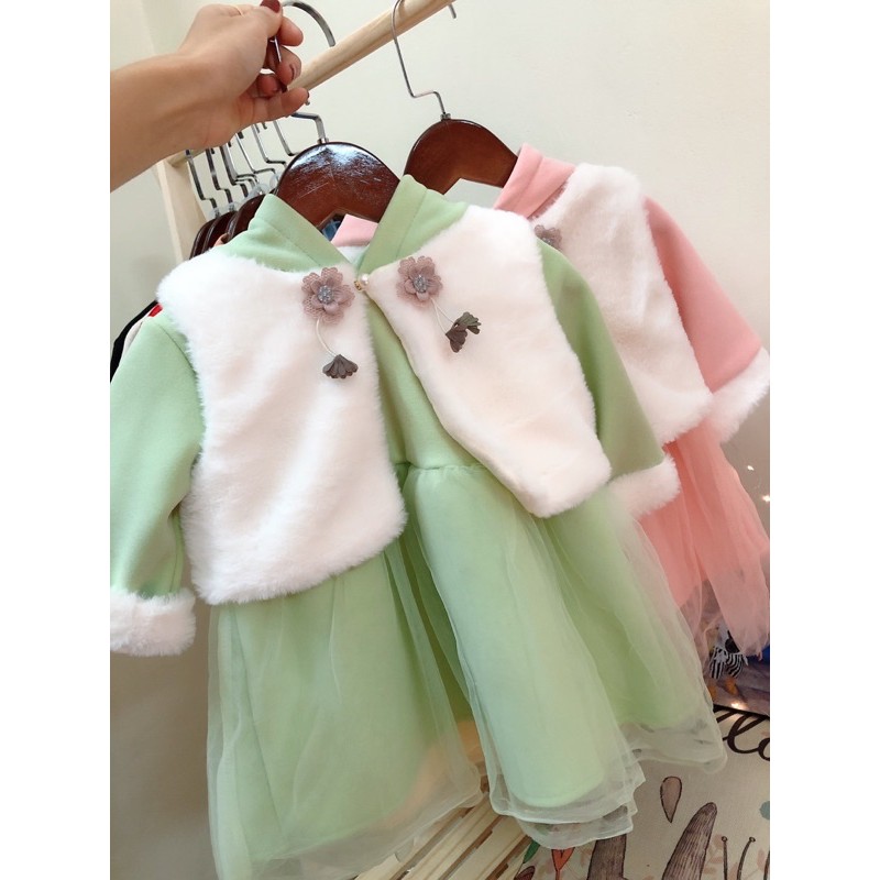 Váy kèm áo khoác ghile lông tai thỏ cho bé gái 8-17kg - Shubishop.vn