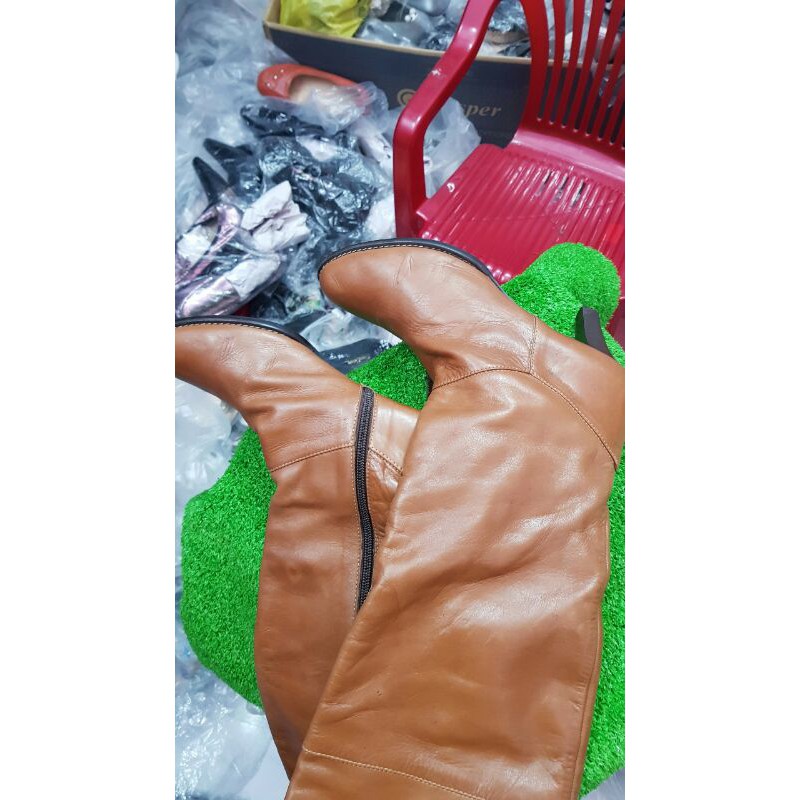 Sản phẩm tuyển chốt live