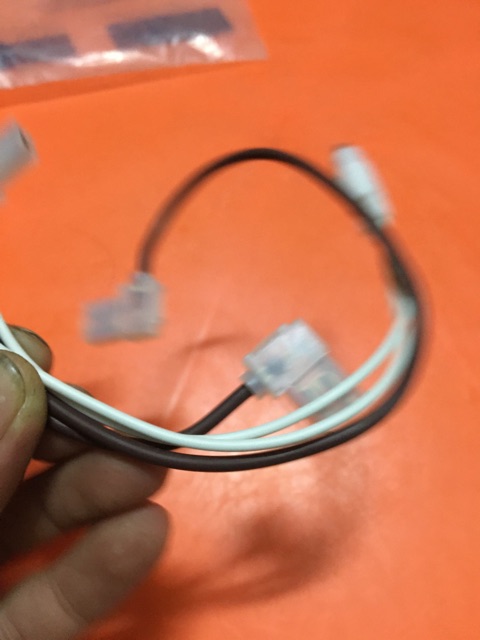 Dây giắc cắm có đèn báo bình nóng lạnh ariston loại tốt