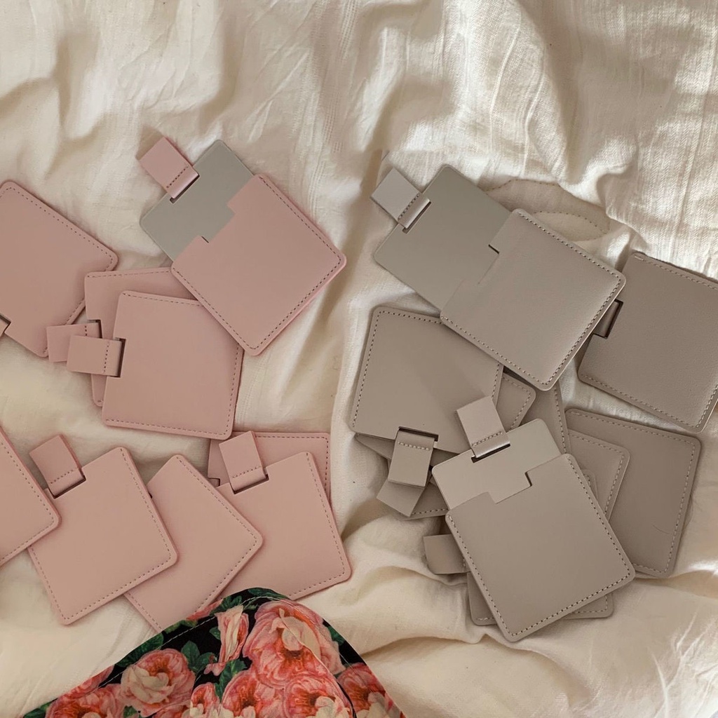 Gương Trang Điểm Cầm Tay Mini Bằng Thép Không Gỉ Dễ Thương