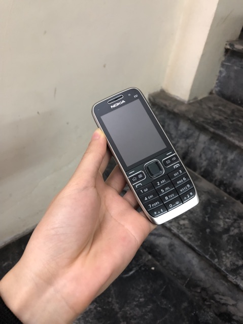 Nokia e52