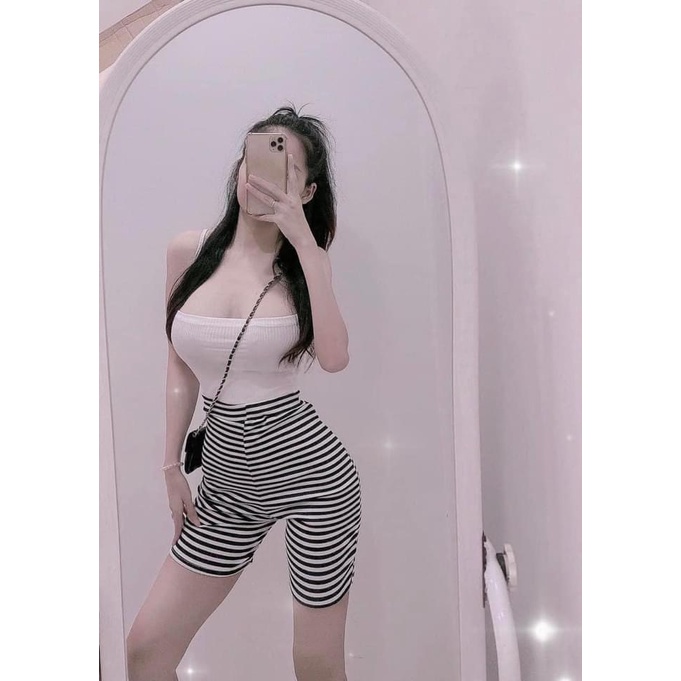 Sét bộ áo 2 dây croptop trơn phối quần ngố caro cực hot , chất thun gân mềm mịn dày dặn thy