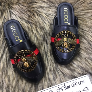 Combo giày thể thao và dép đen cho bé