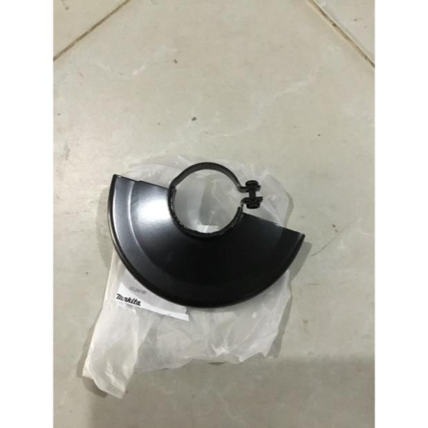 Bảo hiểm máy mài góc 9558HN