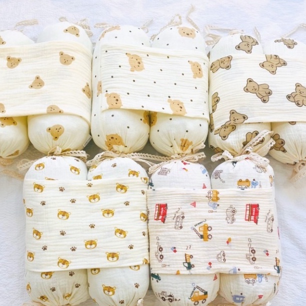 Gối chặn vỏ đỗ cho bé sơ sinh vải muslin cao cấp mềm mịn thông thoáng Lora Baby