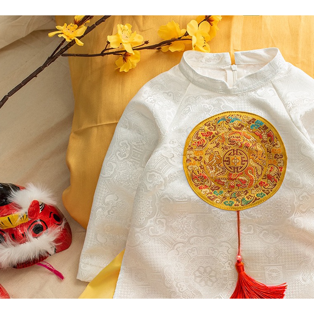 Ao dai cho be gai di choi di tiec