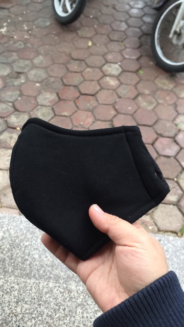 Khẩu trang vải đen 6 lớp ngăn bụi mịn | BigBuy360 - bigbuy360.vn
