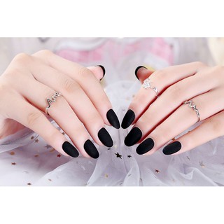 24 chiếc móng giả màu đen để trang trí trong làm móng