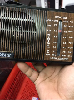 Đài FM sony SW-703